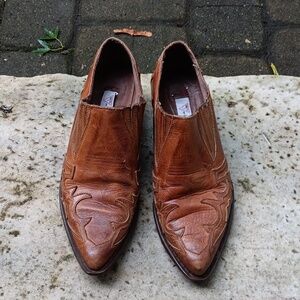 Guess? By Georges Marciano cowgirl shoes size 7.5